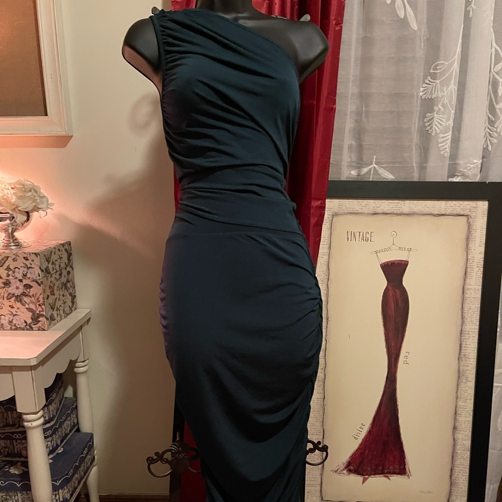 Pretty Little Thing Plus  Green Slinky Ruched One Shoulder Midi Dress Sz 12